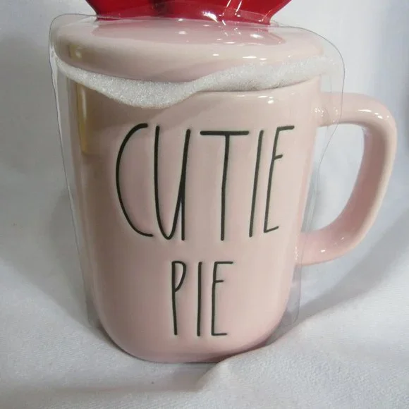 RAE DUNN CUTIE PIE MUG WITH HEART LID NEW - Picture 3 of 4